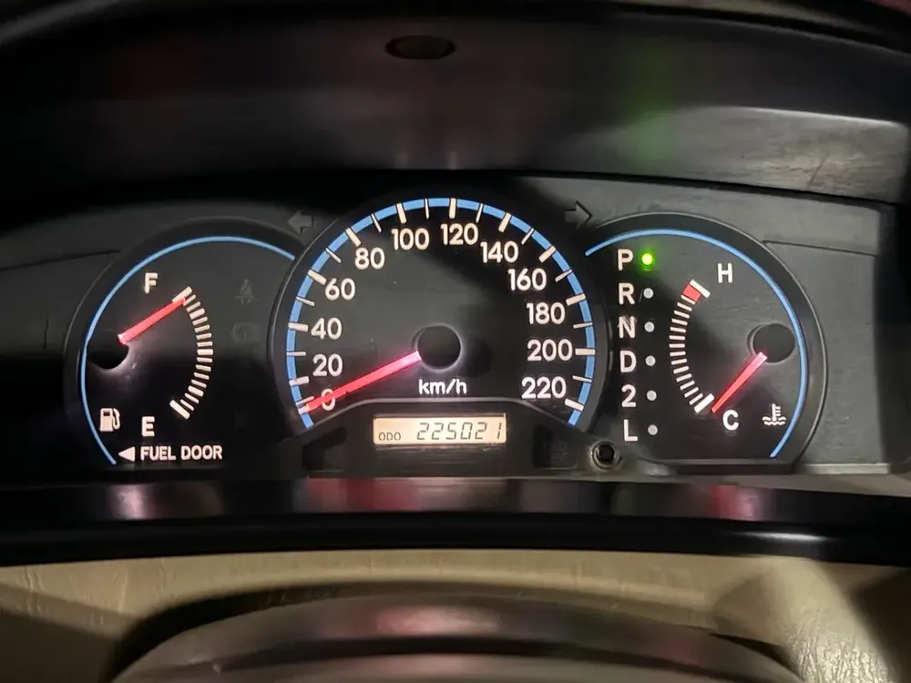TOYOTA COROLLA 2007 MODEL GCC GOOD CAR - Image 14