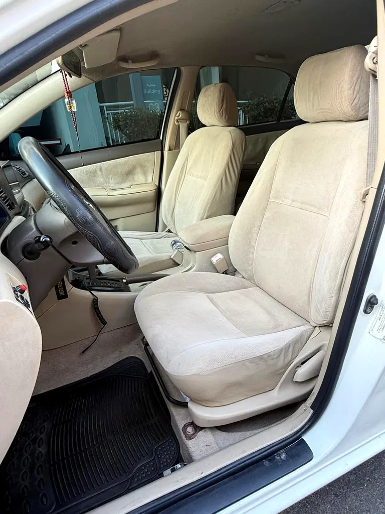 TOYOTA COROLLA 2007 MODEL GCC GOOD CAR - Image 17