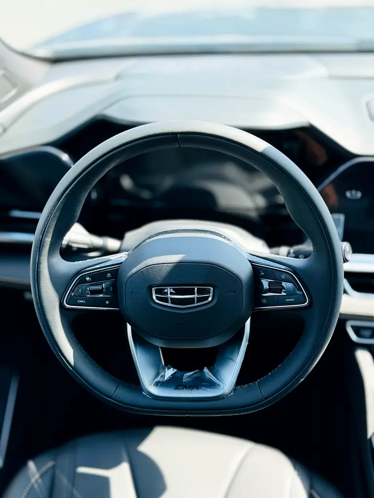 Geely Monjaro 2025 - Brand New - Chinese Specs - Image 9
