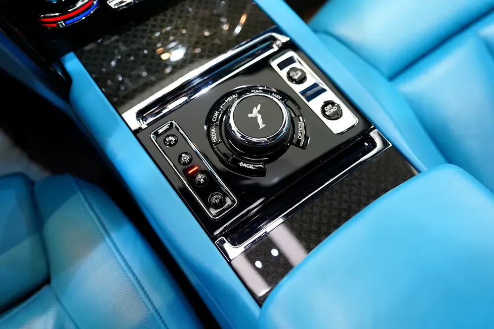 2022 Rolls-Royce Cullinan Black Badge, NOVITEC OVERDOSE Original Kit, GCC Specs!! - Image 12