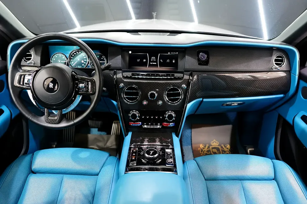 2022 Rolls-Royce Cullinan Black Badge, NOVITEC OVERDOSE Original Kit, GCC Specs!! - Image 6