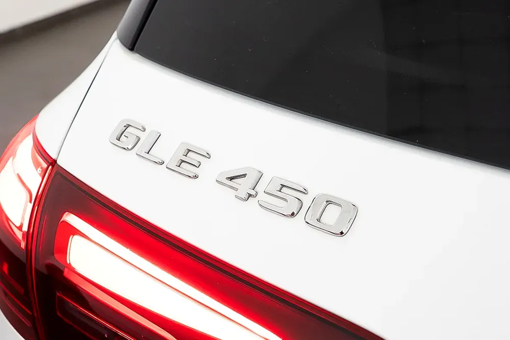2025 Mercedes Benz GLE450 4Matic / Mercedes Warranty & Service Contract - Image 14