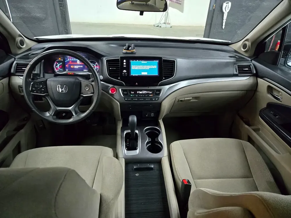 Honda Pilot EX 2019 GCC Specs ex trim 2WD 141021 kms well maintained - Image 10