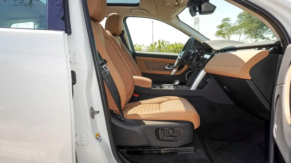 LAND ROVER DISCOVERY SPORT SE P250 DYNAMIC 2024!! FIVE YEARS WARRANTY!! THREE YEARS SERVICE CONTRACT - Image 15