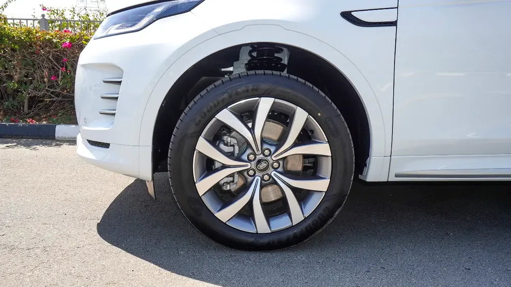 LAND ROVER DISCOVERY SPORT SE P250 DYNAMIC 2024!! FIVE YEARS WARRANTY!! THREE YEARS SERVICE CONTRACT - Image 20