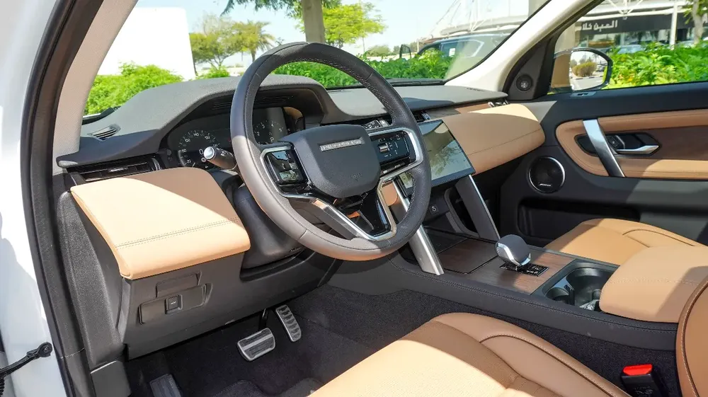 LAND ROVER DISCOVERY SPORT SE P250 DYNAMIC 2024!! FIVE YEARS WARRANTY!! THREE YEARS SERVICE CONTRACT - Image 5