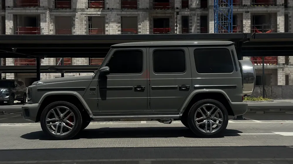 2026 Mercedes-Benz G-Class G 63 AMG MANUFACTURER 4.0L V8 Biturbo - 5y Gargash warranty available - Image 4