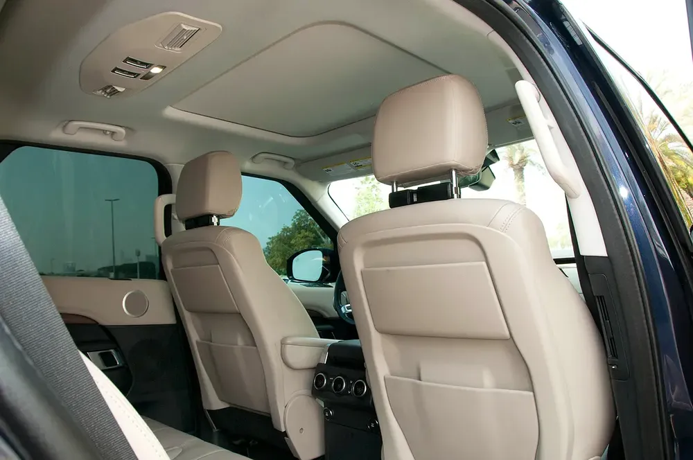 Land Rover Discovery HSE Si6 | 2019 | 7-seater luxury SUV - Image 19
