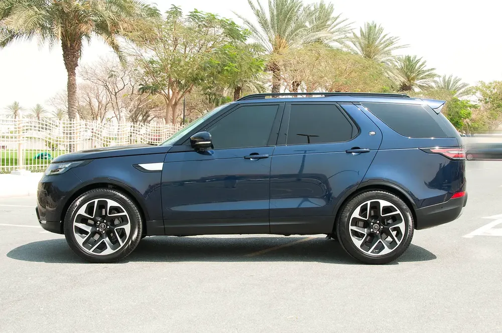 Land Rover Discovery HSE Si6 | 2019 | 7-seater luxury SUV - Image 6