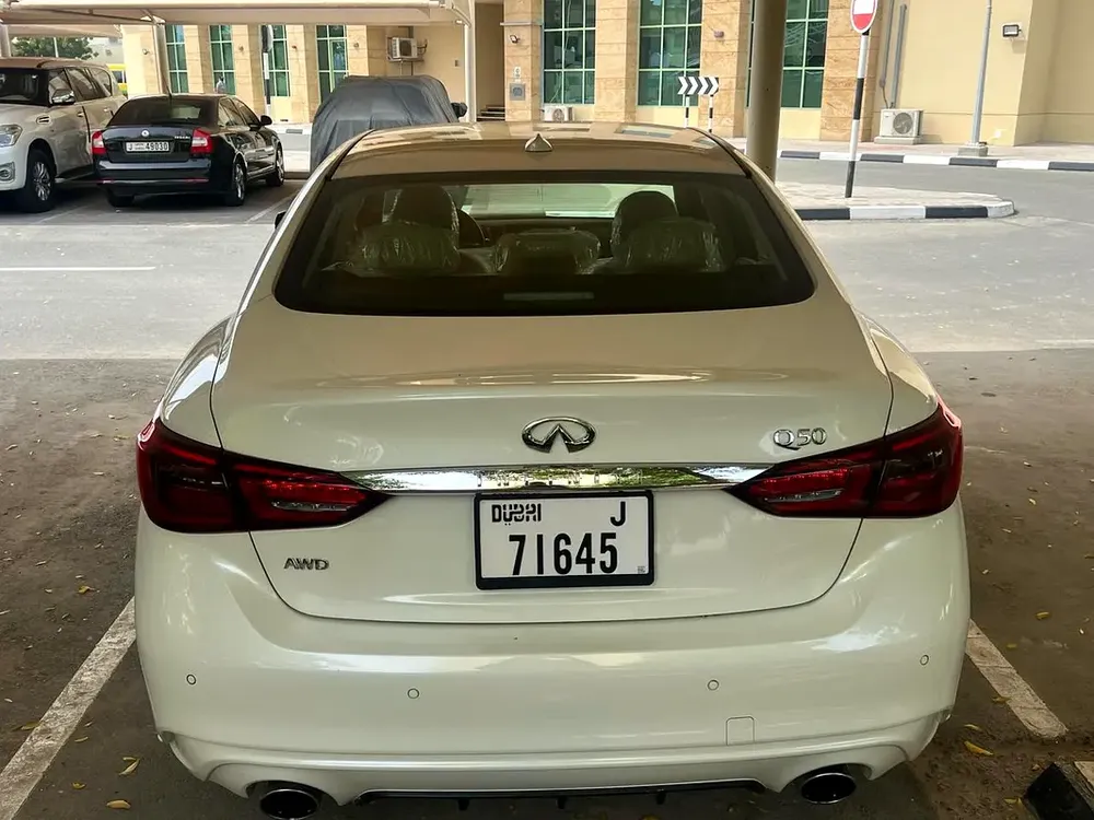 Infiniti Q50 lux trim USA AWD - Image 5