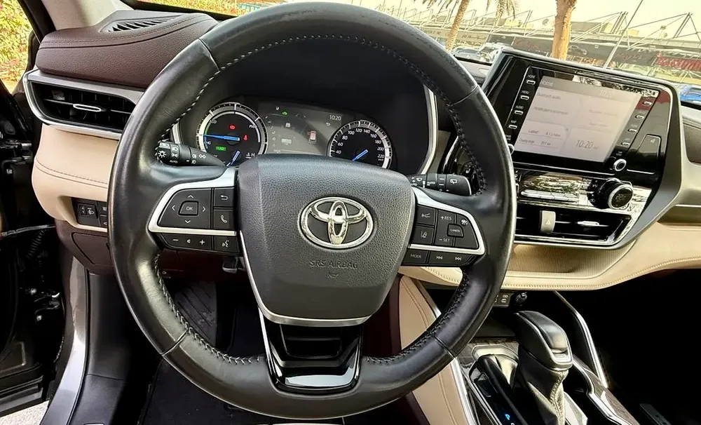 2022 Toyota Highlander VXR Hybrid | G.C.C | First Owner - Image 12
