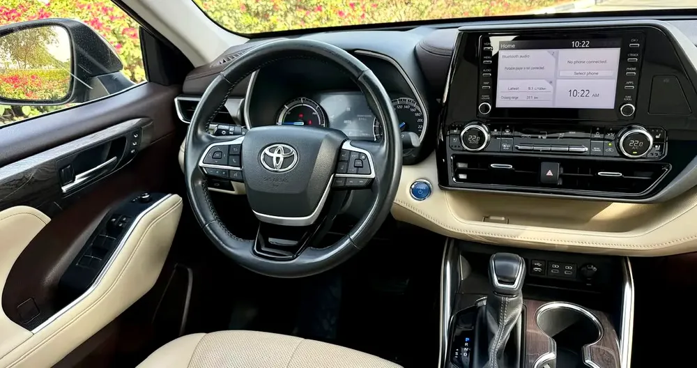 2022 Toyota Highlander VXR Hybrid | G.C.C | First Owner - Image 14