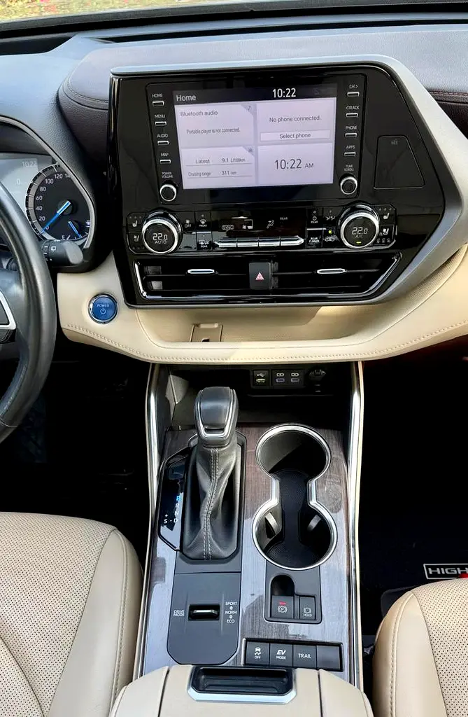 2022 Toyota Highlander VXR Hybrid | G.C.C | First Owner - Image 15