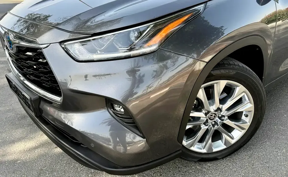 2022 Toyota Highlander VXR Hybrid | G.C.C | First Owner - Image 5