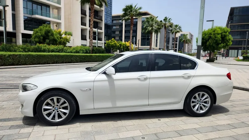 2013 BMW 528 || fully loaded || low mileage || no accidents ||excellent condition - Image 6