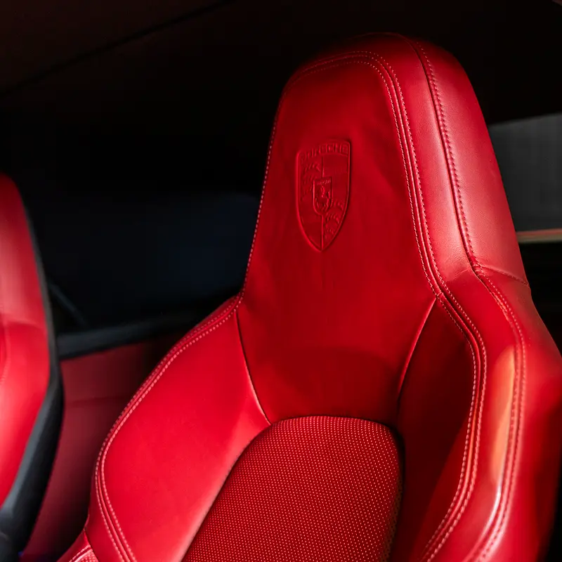 AED 11,211 pm • 0% Downpayment • Porsche Carrera GTS • 1 Year Warranty - Image 18