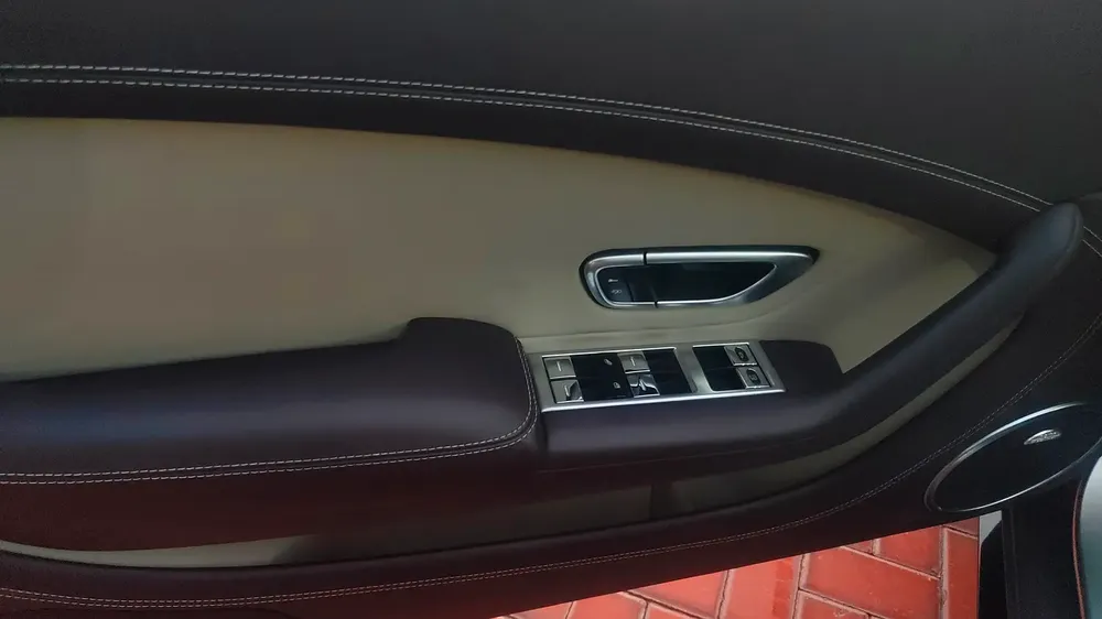 Bentley Continental GT V8 S 2016 - Japanese Specs - Immaculate Condition - Image 13
