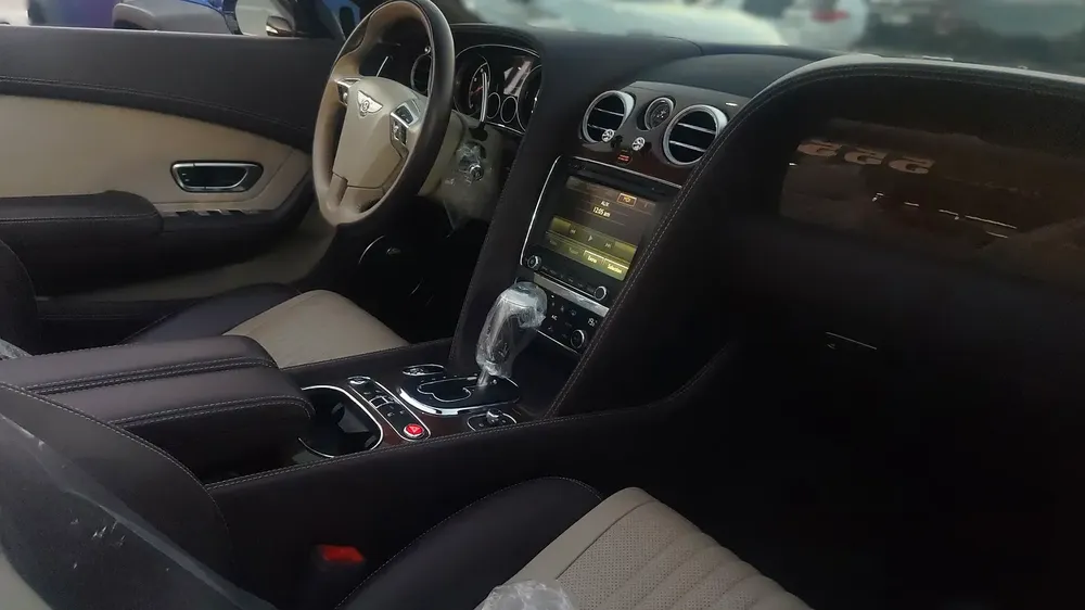 Bentley Continental GT V8 S 2016 - Japanese Specs - Immaculate Condition - Image 14