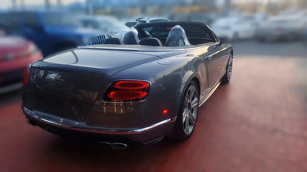 Bentley Continental GT V8 S 2016 - Japanese Specs - Immaculate Condition - Image 4