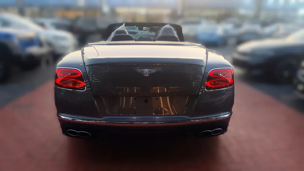 Bentley Continental GT V8 S 2016 - Japanese Specs - Immaculate Condition - Image 5