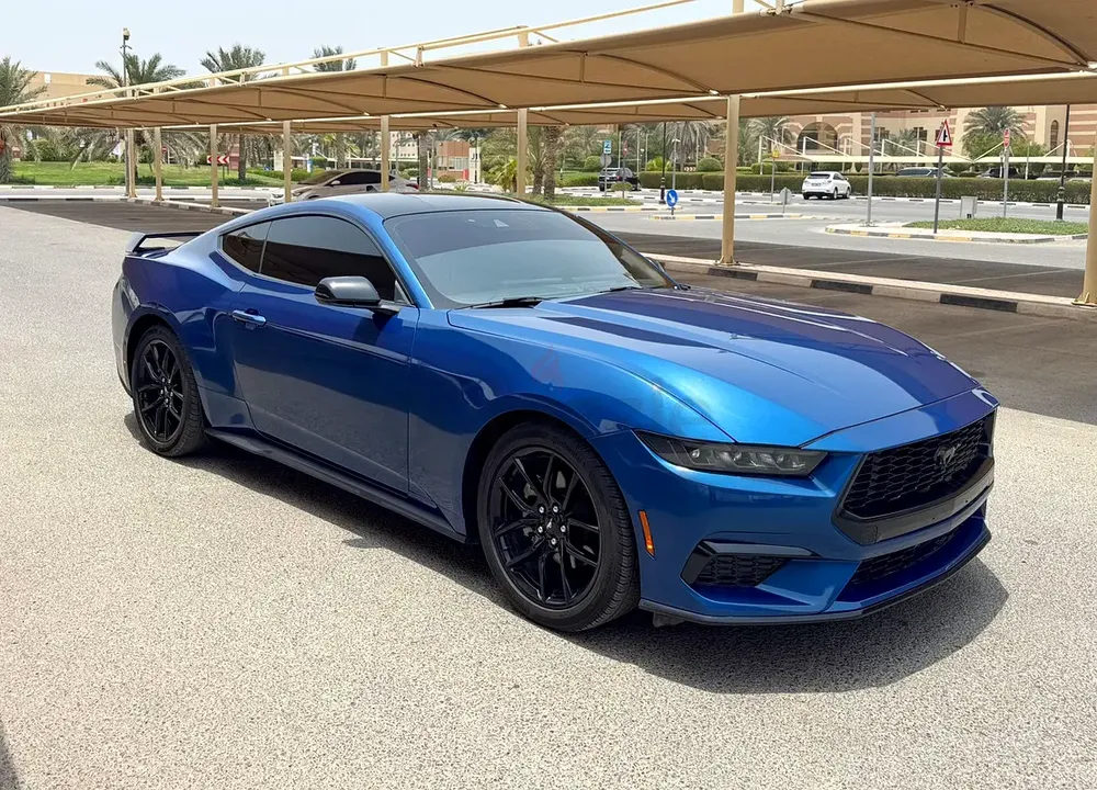 Ford Mustang Fastback ecoboost 2024 v4 Special blue color - Image 4