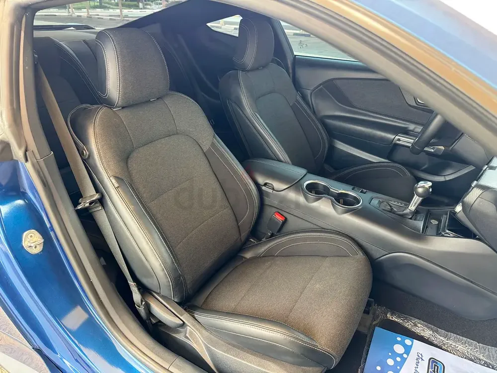 Ford Mustang Fastback ecoboost 2024 v4 Special blue color - Image 6