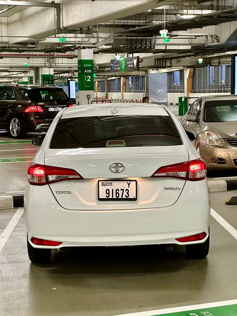 592/- AED Toyota Yaris 2022 1.5L || GCC Specs ||Well Maintained - Image 4