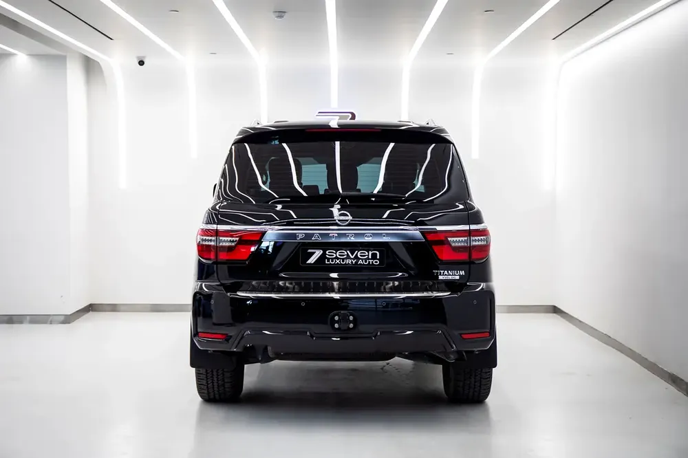 2023  | NISSAN PATROL TITANIUM | V8 | GCC | WARRANTY AND CUSTOMER SERVICE | EXCELLENT CONDITION | - Image 6