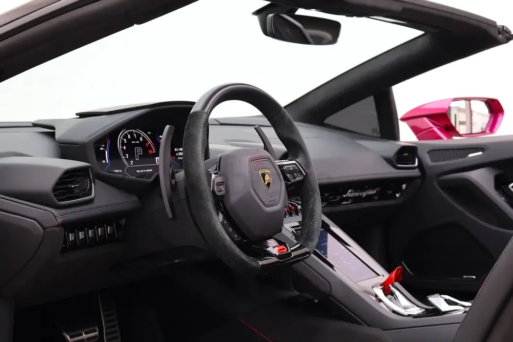 Lamborghini Huracan Evo Spyder | Fully Loaded | Distress Sale - Image 10
