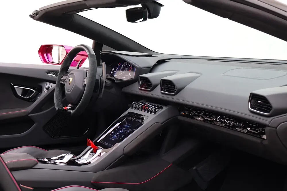Lamborghini Huracan Evo Spyder | Fully Loaded | Distress Sale - Image 11