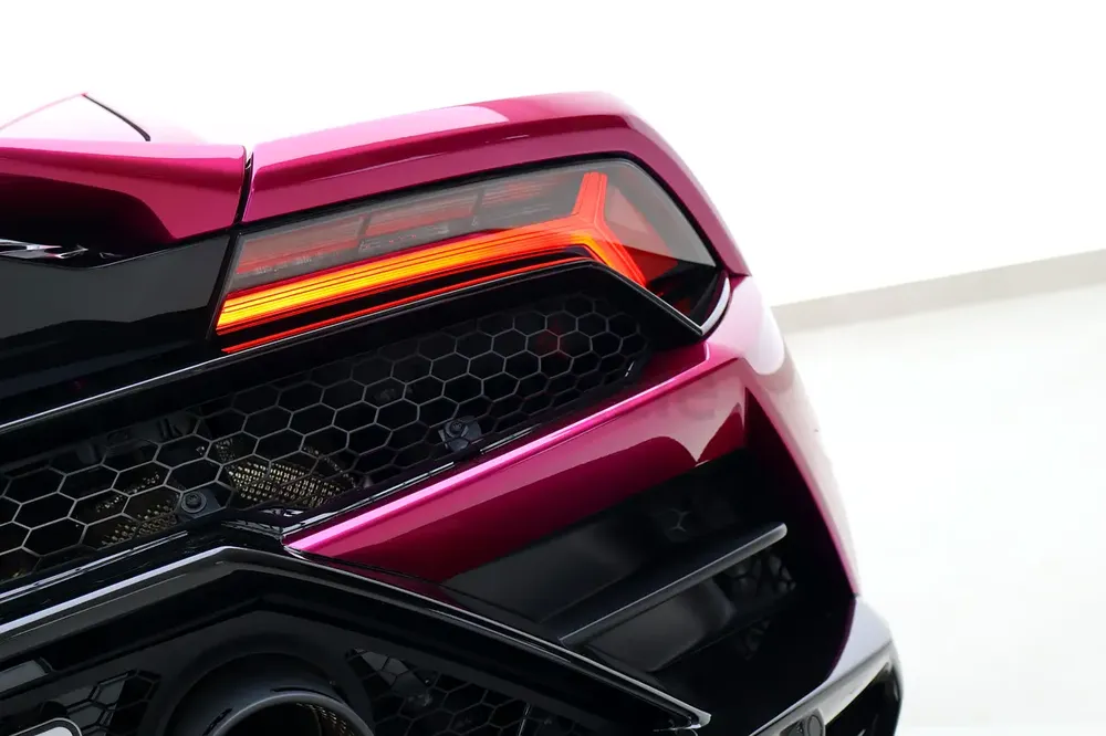 Lamborghini Huracan Evo Spyder | Fully Loaded | Distress Sale - Image 9