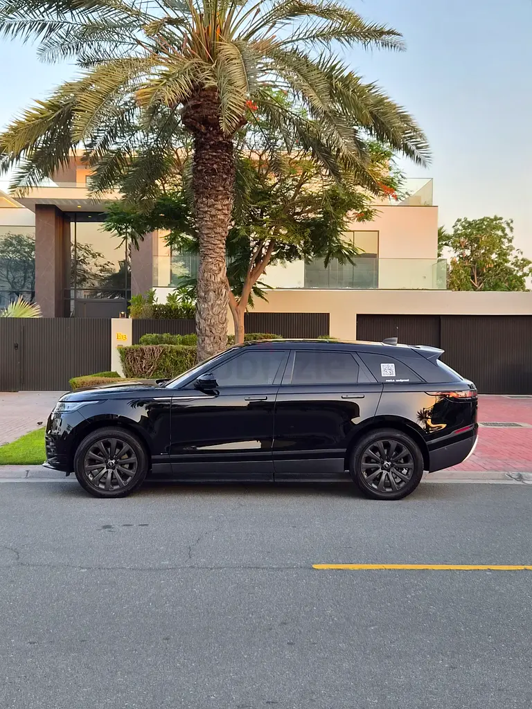 2019 Land Rover Range Rover Velar R-Dynamic SE - Premium Luxury SUV - Image 5