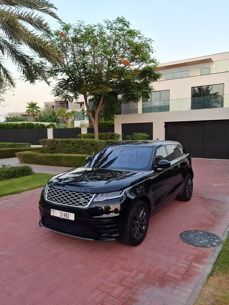 2019 Land Rover Range Rover Velar R-Dynamic SE - Premium Luxury SUV - Image 8