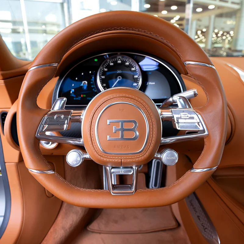 2021  BUGATTI CHRION LES LEGANDS DU CIEL ( 1 OF 20 ) DONE 6000KM ( 4 YEARS WARRANTY+ SERVICE ) - Image 11