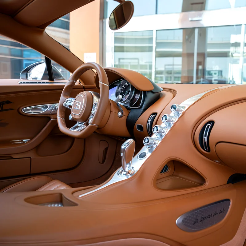 2021  BUGATTI CHRION LES LEGANDS DU CIEL ( 1 OF 20 ) DONE 6000KM ( 4 YEARS WARRANTY+ SERVICE ) - Image 14