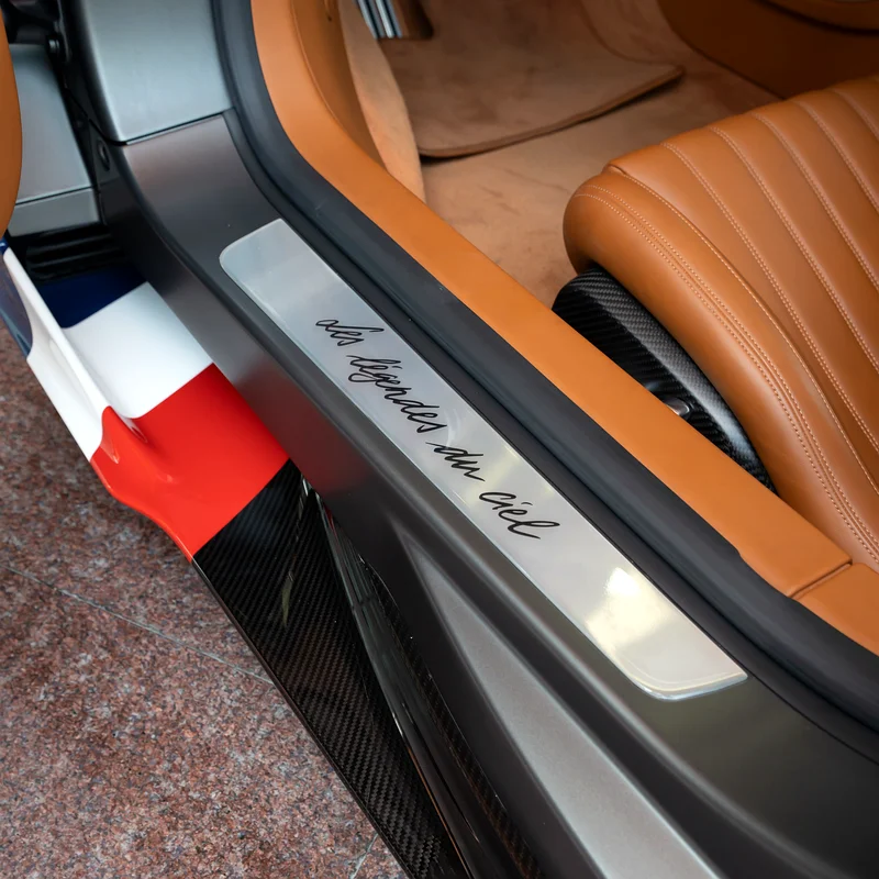 2021  BUGATTI CHRION LES LEGANDS DU CIEL ( 1 OF 20 ) DONE 6000KM ( 4 YEARS WARRANTY+ SERVICE ) - Image 16