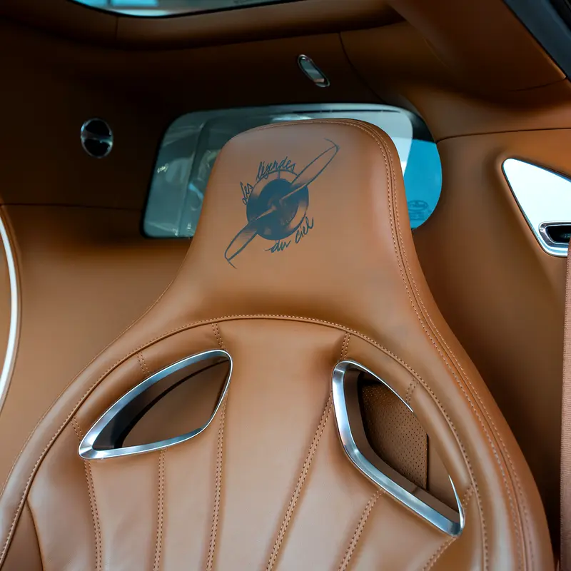 2021  BUGATTI CHRION LES LEGANDS DU CIEL ( 1 OF 20 ) DONE 6000KM ( 4 YEARS WARRANTY+ SERVICE ) - Image 18