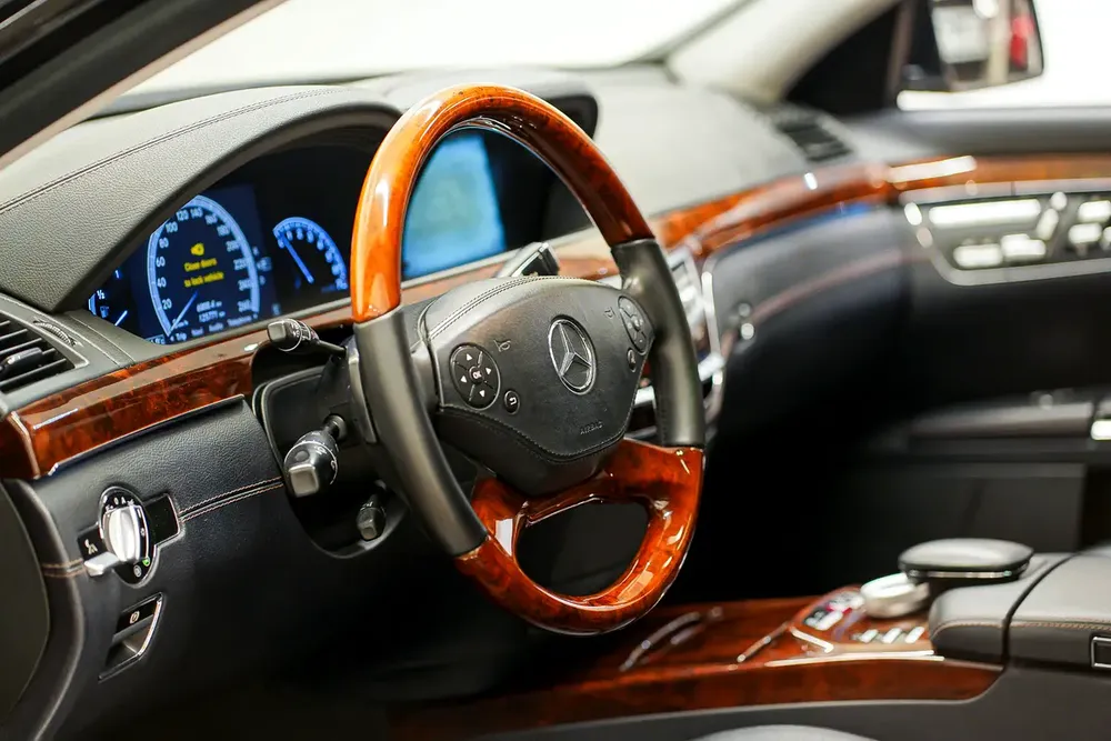AED 1384 | MERCEDES S500 AMG 2012 | PRISTINE CONDITION | LOW KMS | HI SPECS | 1 YEAR WARRANTY - Image 11
