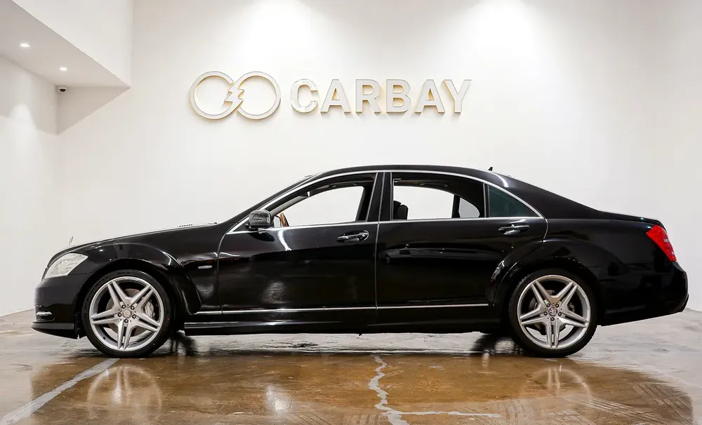 AED 1384 | MERCEDES S500 AMG 2012 | PRISTINE CONDITION | LOW KMS | HI SPECS | 1 YEAR WARRANTY - Image 4