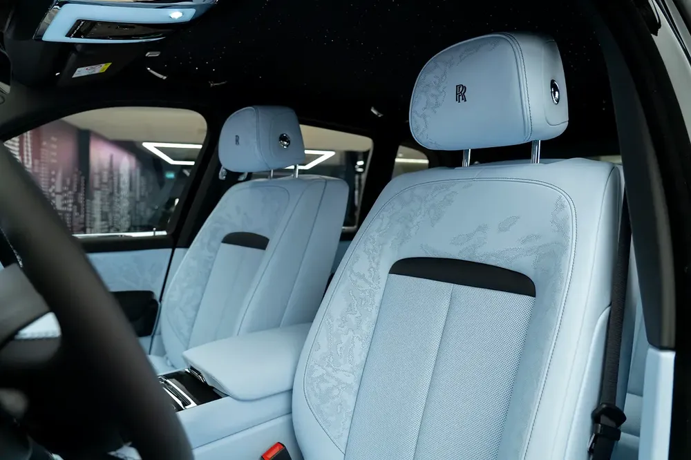 ROLLS ROYCE | CULLINAN BLACK BADGE | GCC SPECS | DEALER WARRANTY + SERVICE CONTRACT - Image 12