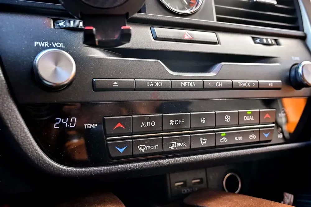AED 1900/month | 2020 Lexus RX-Series  | GCC Specs | Ref#429890 - Image 16