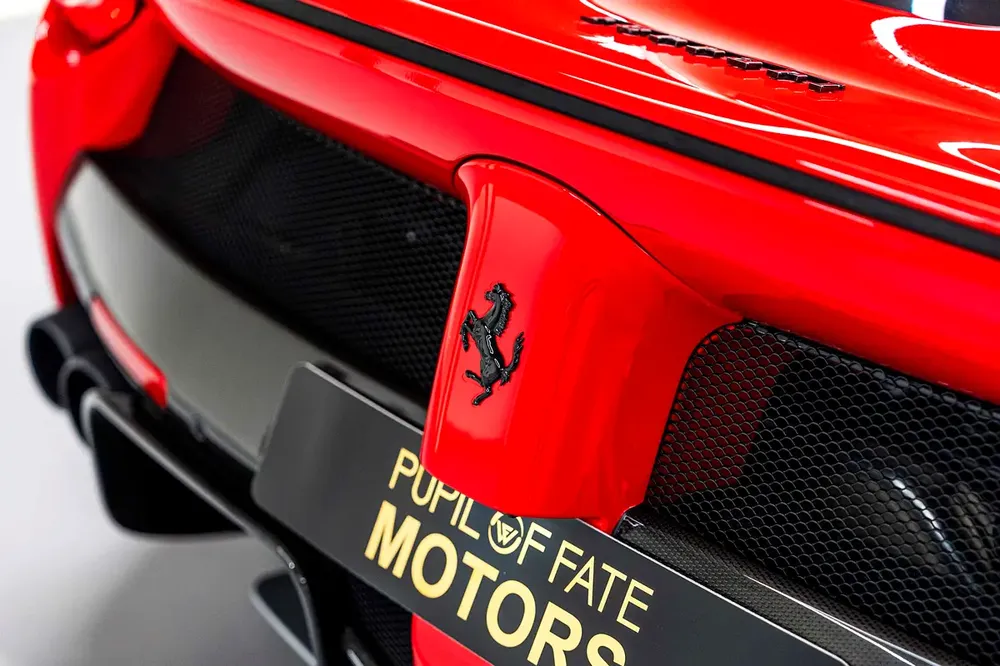 Ferrari LaFerrari - GCC Spec - - Image 17