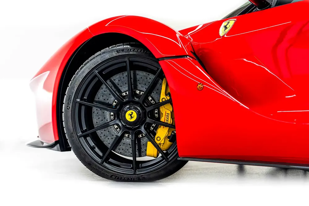 Ferrari LaFerrari - GCC Spec - - Image 8