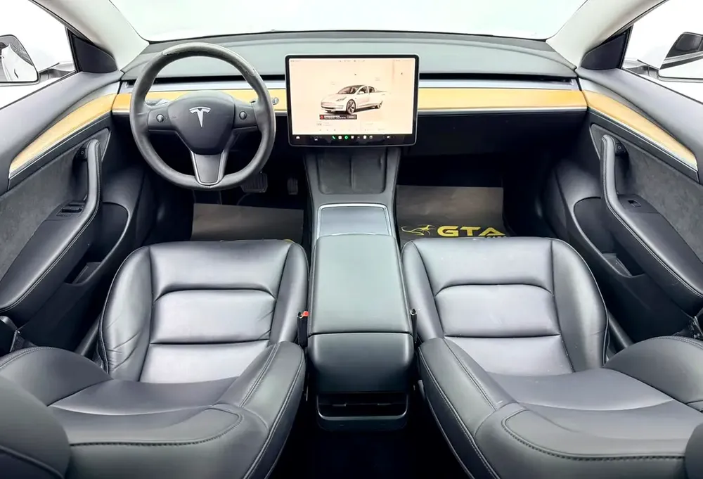 2022 Tesla Model 3, Tesla Warranty+Full Service History, GCC - Image 9