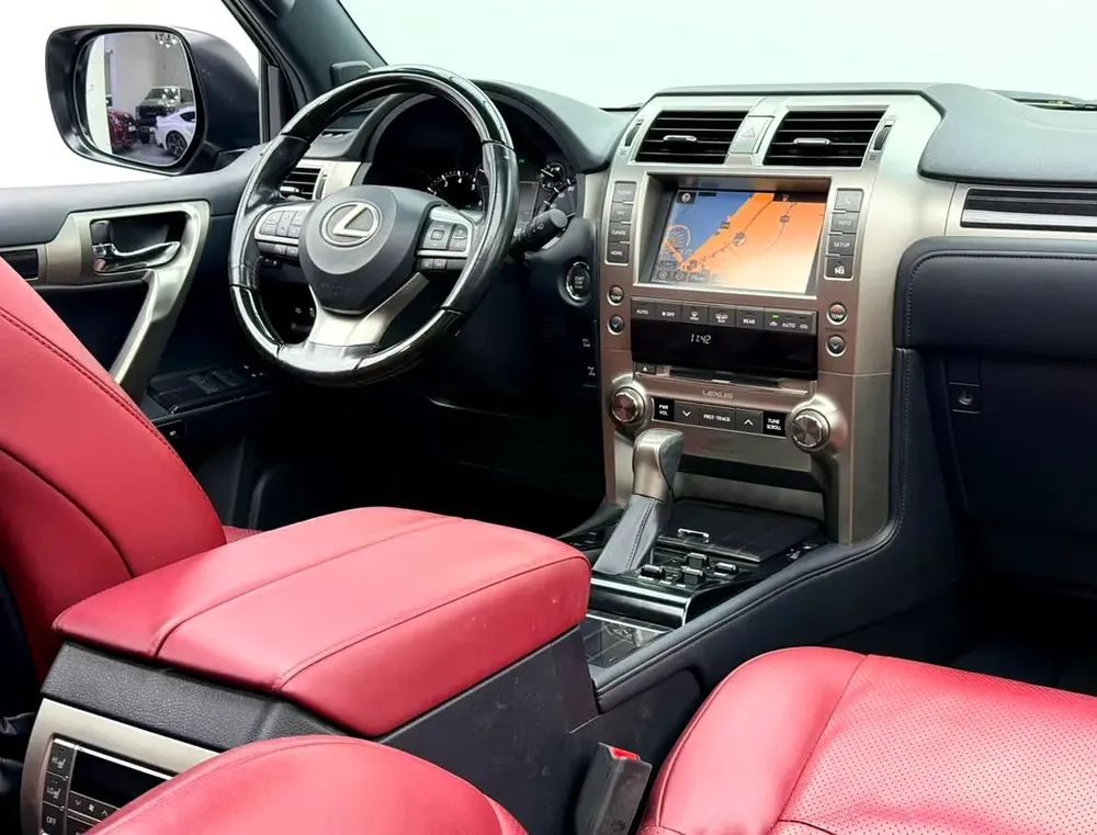 2020 Lexus GX 460 Luxury, Warranty, Full Lexus Service History, GCC - Image 12