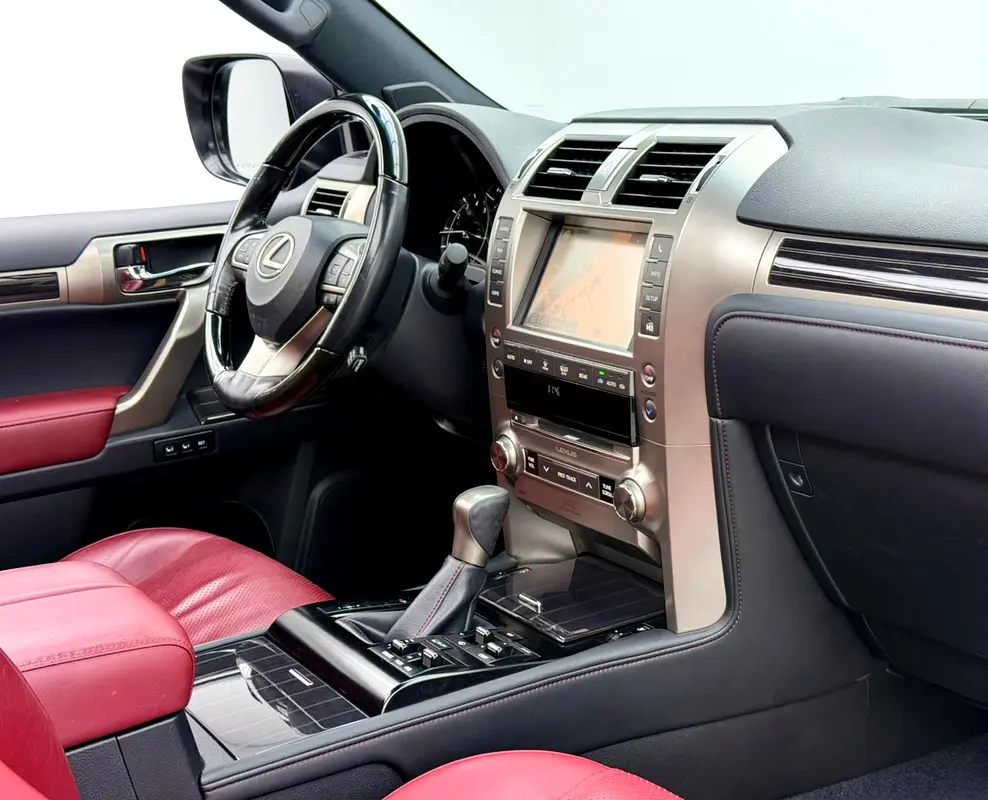 2020 Lexus GX 460 Luxury, Warranty, Full Lexus Service History, GCC - Image 13