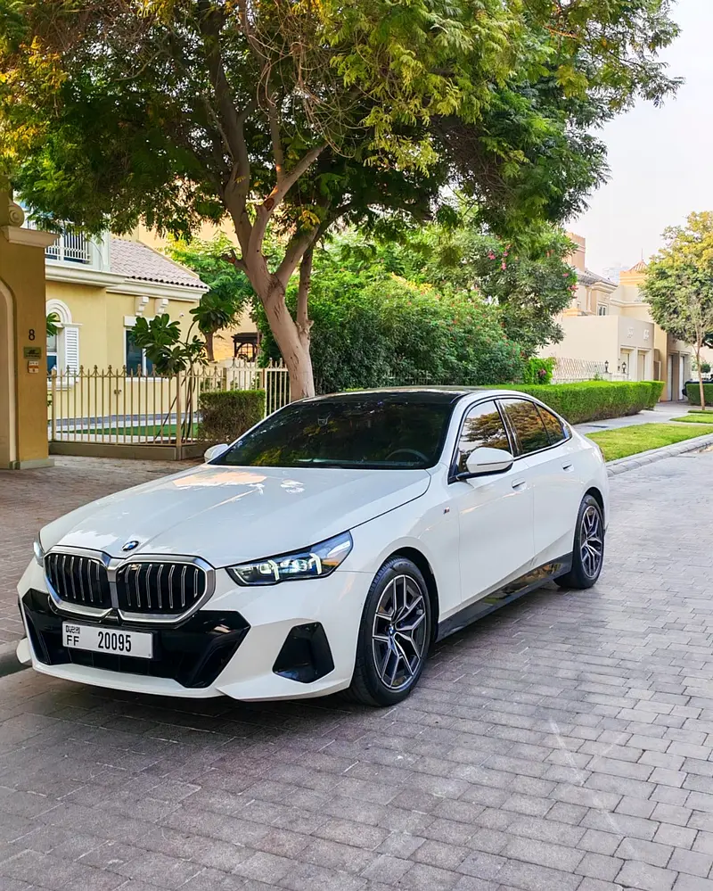 Bmw 520 i M kit - Image 9
