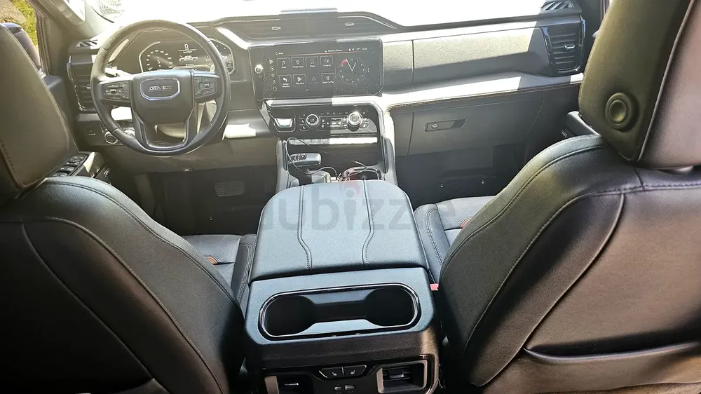 Modified - GMC Sierra 1500 AT4 6.2L V8 - 2023 - GCC Specs - Image 11