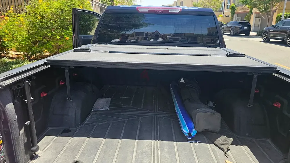 Modified - GMC Sierra 1500 AT4 6.2L V8 - 2023 - GCC Specs - Image 12