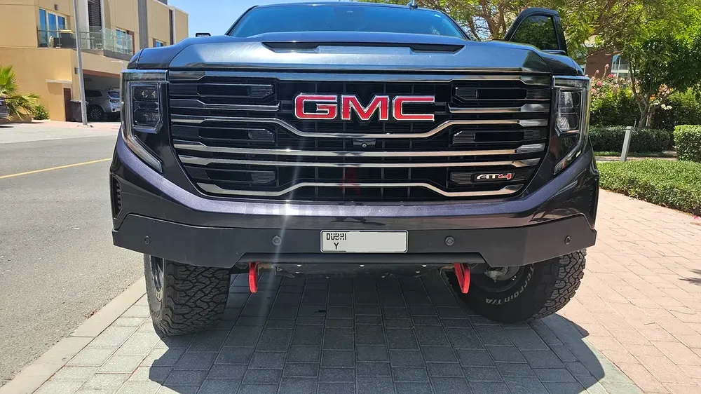 Modified - GMC Sierra 1500 AT4 6.2L V8 - 2023 - GCC Specs - Image 14